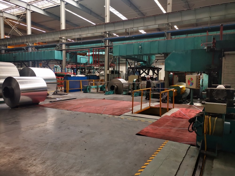 鄭州西郊智能工廠投產驅動鋁材熱銷全球，汽車銷售迎新機遇